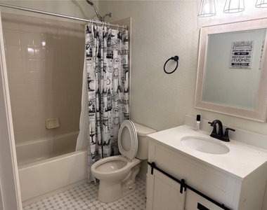 11340 Southwind Lake Drive - Photo Thumbnail 25