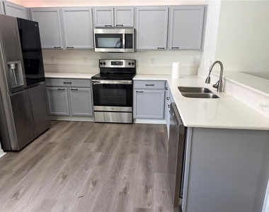 11340 Southwind Lake Drive - Photo Thumbnail 11