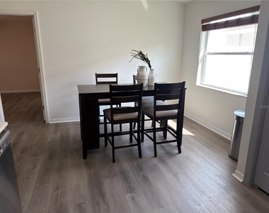 11340 Southwind Lake Drive - Photo Thumbnail 13