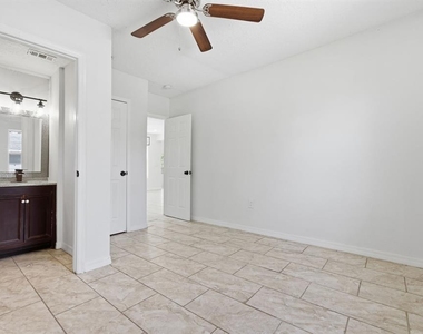 1201 S Lincoln Avenue - Photo Thumbnail 12