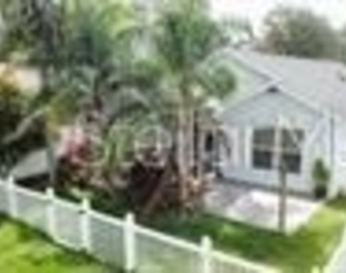 5722 Tanagerlake Road - Photo Thumbnail 9