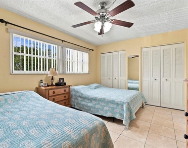 2525 W Bay Drive - Photo Thumbnail 22