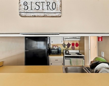 2525 W Bay Drive - Photo Thumbnail 14