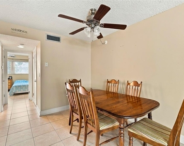 2525 W Bay Drive - Photo Thumbnail 7