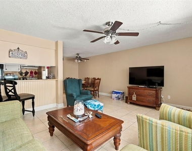 2525 W Bay Drive - Photo Thumbnail 12