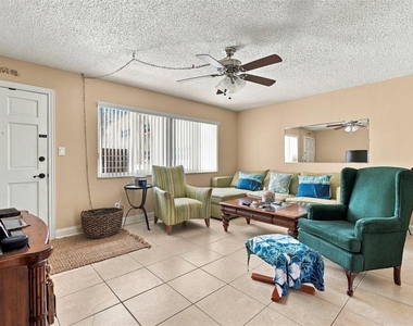 2525 W Bay Drive - Photo Thumbnail 11