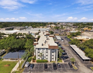 2525 W Bay Drive - Photo Thumbnail 32