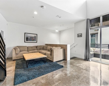 5008 S Macdill Avenue - Photo Thumbnail 3