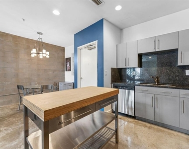 5008 S Macdill Avenue - Photo Thumbnail 12