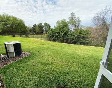 4515 Barnstead Drive - Photo Thumbnail 17