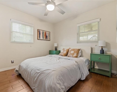 6914 N Lynn Avenue - Photo Thumbnail 15