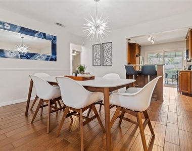 6914 N Lynn Avenue - Photo Thumbnail 9