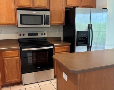 551 Vincinda Crest Way - Photo Thumbnail 1