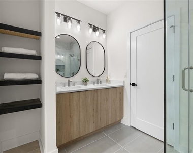 412 W Amelia Avenue - Photo Thumbnail 17