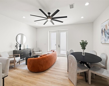 412 W Amelia Avenue - Photo Thumbnail 12