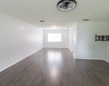 603 Angelica Place - Photo Thumbnail 16