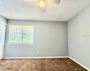 22726 Gage Loop - Photo Thumbnail 17