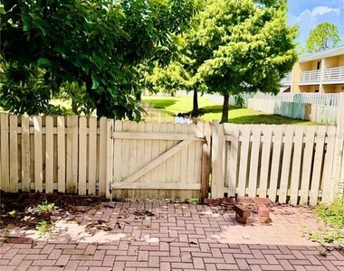 22726 Gage Loop - Photo Thumbnail 22