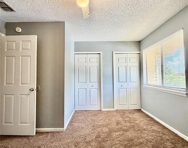 22726 Gage Loop - Photo Thumbnail 14