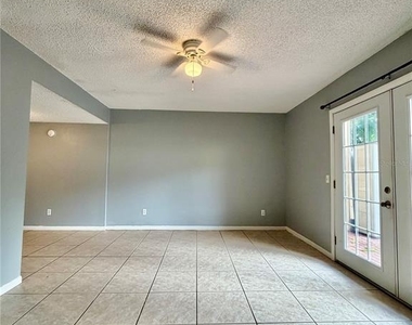 22726 Gage Loop - Photo Thumbnail 9