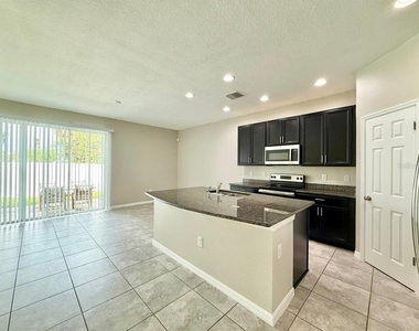7123 Summer Holly Place - Photo Thumbnail 2