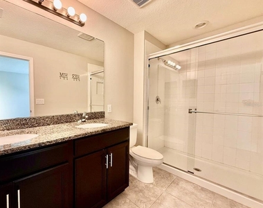 7123 Summer Holly Place - Photo Thumbnail 17