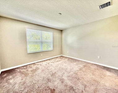 7123 Summer Holly Place - Photo Thumbnail 14