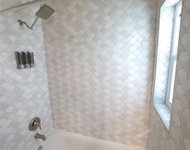 831 Sw 49th Terrace - Photo Thumbnail 14