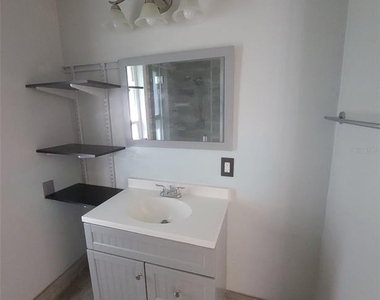 831 Sw 49th Terrace - Photo Thumbnail 17