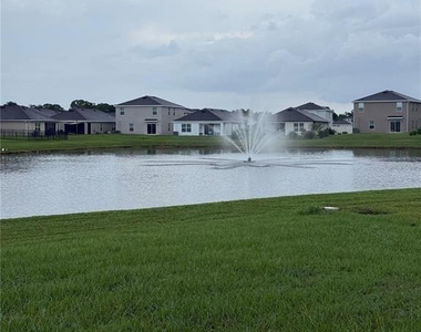 2907 Rock Sound Street - Photo Thumbnail 38