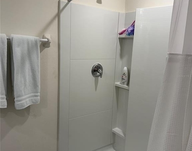 2907 Rock Sound Street - Photo Thumbnail 11