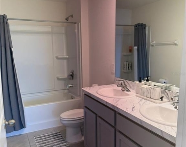 2907 Rock Sound Street - Photo Thumbnail 9