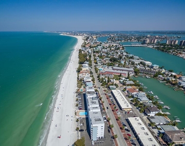 3501 Boca Ciega Drive N - Photo Thumbnail 23
