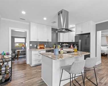 3501 Boca Ciega Drive N - Photo Thumbnail 7