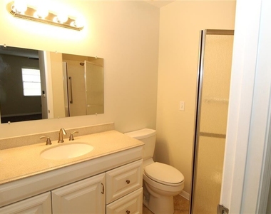 2201 Holkham Place - Photo Thumbnail 17