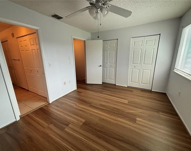 11428 Bay Street Ne - Photo Thumbnail 9