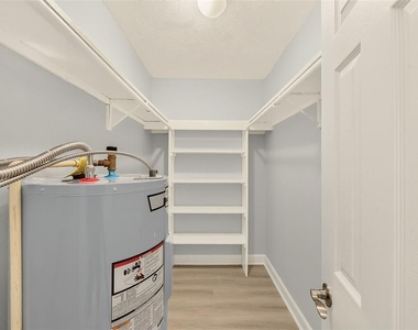 1 Windrush Boulevard - Photo Thumbnail 23