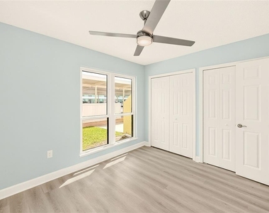 1 Windrush Boulevard - Photo Thumbnail 25