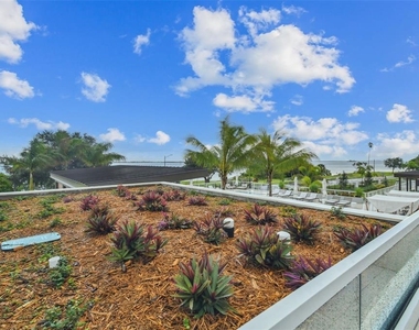 1020 Sunset Point Road - Photo Thumbnail 62