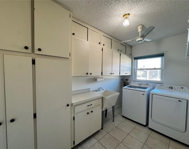 1008 Yellowbird Place - Photo Thumbnail 24