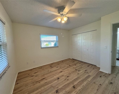 1008 Yellowbird Place - Photo Thumbnail 20