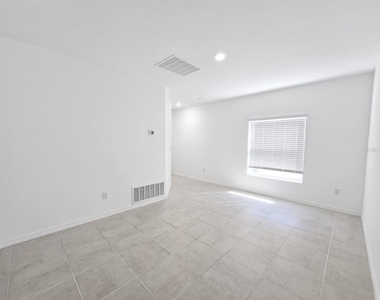 11207 Fieldstone Drive - Photo Thumbnail 1