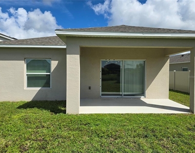 11207 Fieldstone Drive - Photo Thumbnail 16