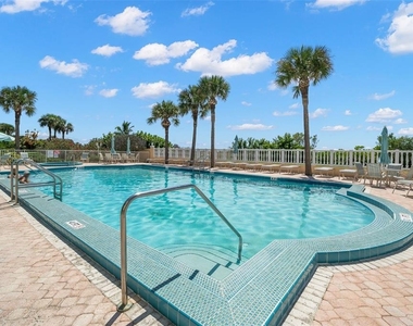 6600 Sunset Way - Photo Thumbnail 36