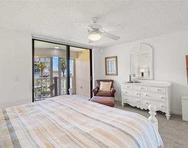 6600 Sunset Way - Photo Thumbnail 26