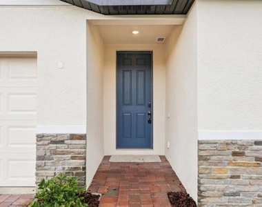 5013 Kaia Avenue - Photo Thumbnail 2