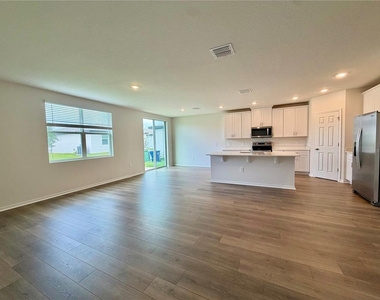 5013 Kaia Avenue - Photo Thumbnail 15
