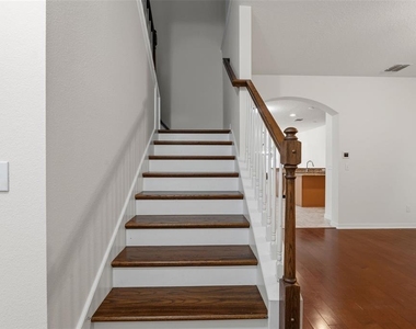 6310 Golden Dewdrop Trail - Photo Thumbnail 7