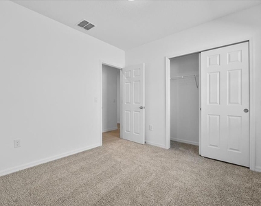 2702 San Marco Way - Photo Thumbnail 18