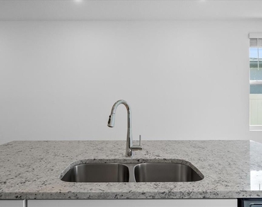 2702 San Marco Way - Photo Thumbnail 8